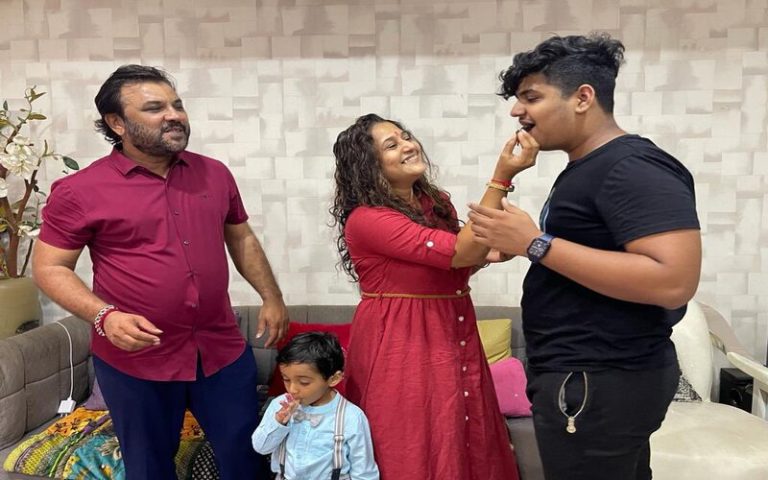 Kirtidan Gadhvi Son