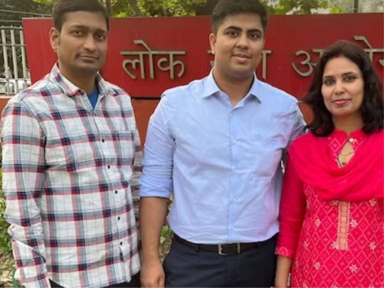 IAS Aditya Pandey Age
