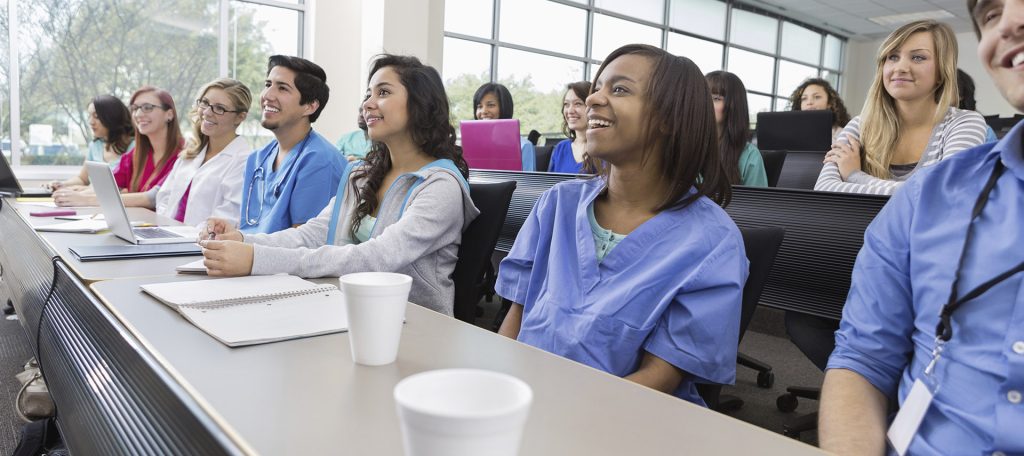 Which CNA Training Offers Evening or Weekend Classes